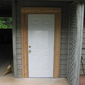Exterior door unit (primed)