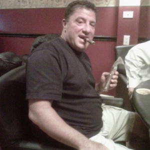 2010 maxis Cigar Lounge Pic 4