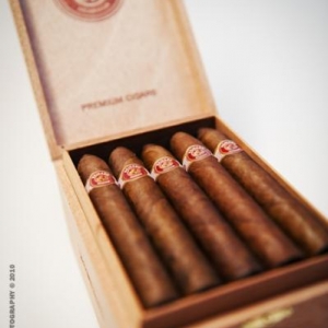 cigars in robusto size