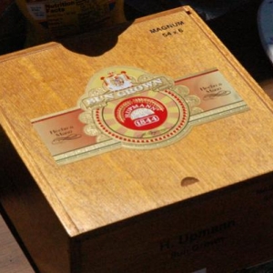 H.Upmann box