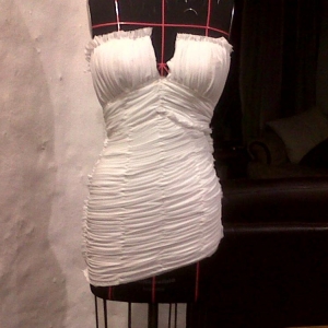 Draping, front.