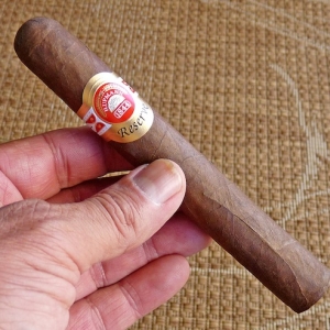 H. Upmann 1844 Reserve Toro