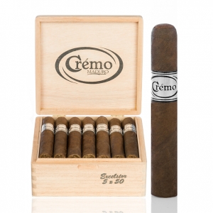 The Crémo Classic Maduro is a bold smoke, full of flavor. The Mexican San Andreas wrapper provides a rich pepper and smokey flavor. The Nicaraguan fillers give you hints of cherry, while adding flavors of coffee and chocolate. This smooth, rich, and bold cigar is fit for any smoker looking for full flavors.