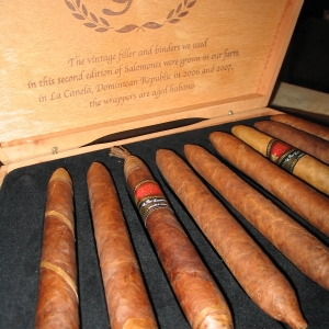 La Flor Dominicana Salomone Box (counterfeit)