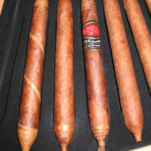 La Flor Dominicana Salomone Box 10 (counterfeit)