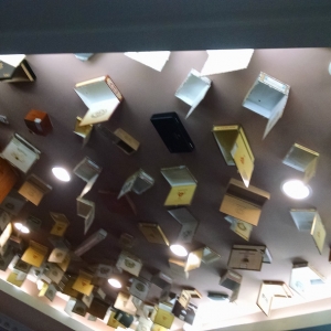 Cigar Bar Lounge Ceiling Decorated By EMPTY Cigar Boxes (5)