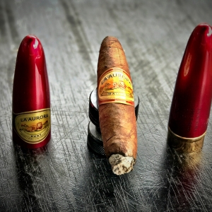 La Aurora Maduro