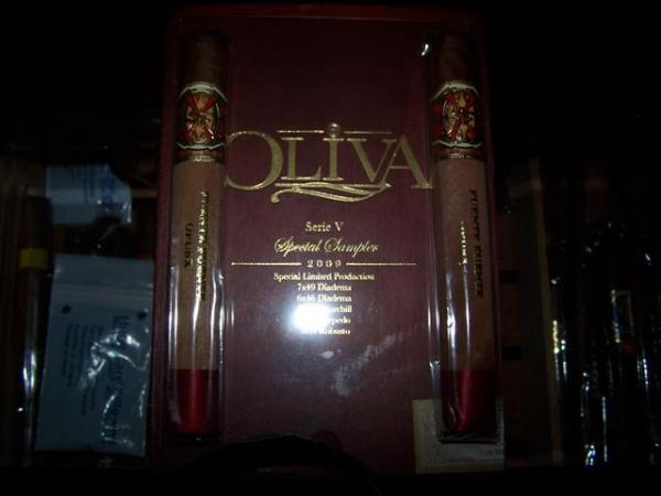 100 3735 (Small)