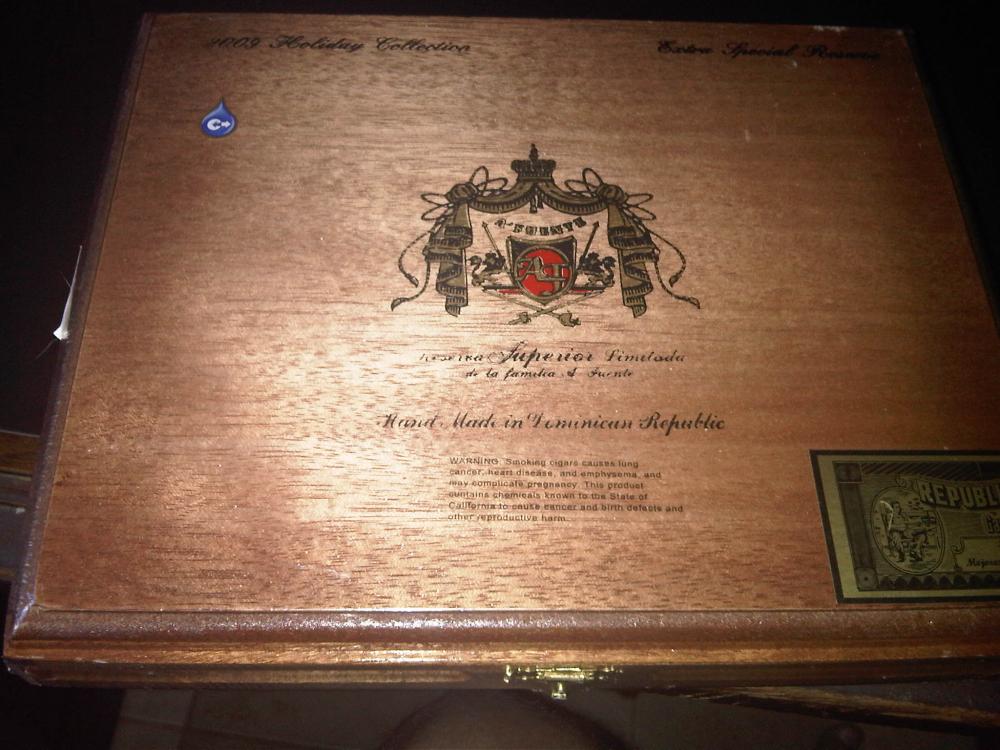 2009 Fuente Holiday Collection