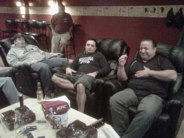 2010 maxis Cigar Lounge Pic 3