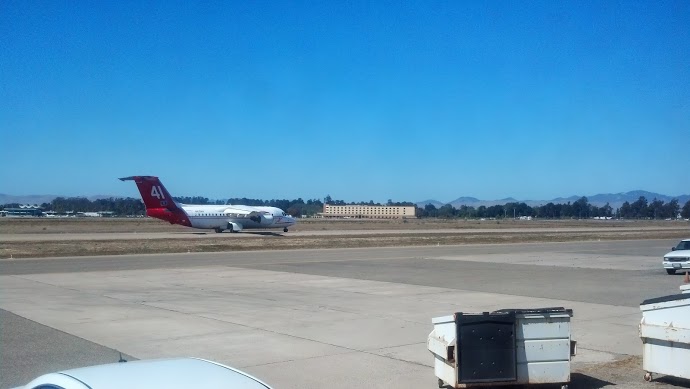 Bae 146, newer airtanker, hold 3000 gals of retardent