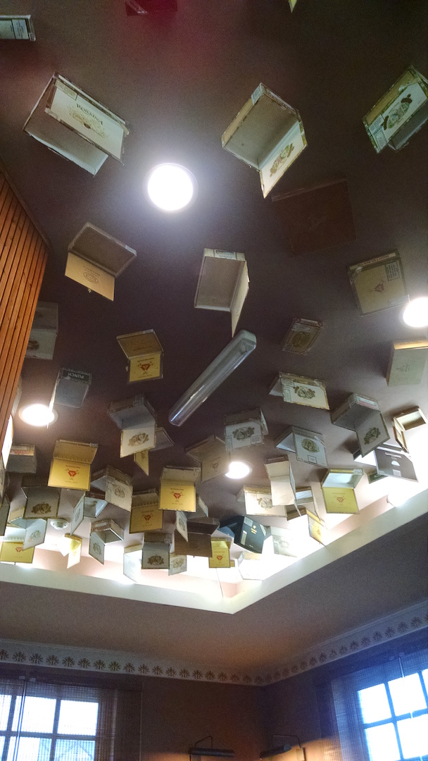 Cigar Bar Lounge Ceiling Decorated By EMPTY Cigar Boxes (4)