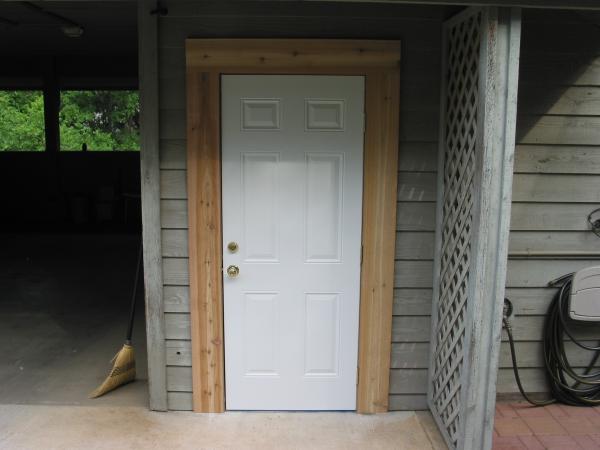 Exterior door unit (primed)