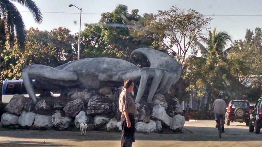 Gaint Scupture Of Crab By Town Center