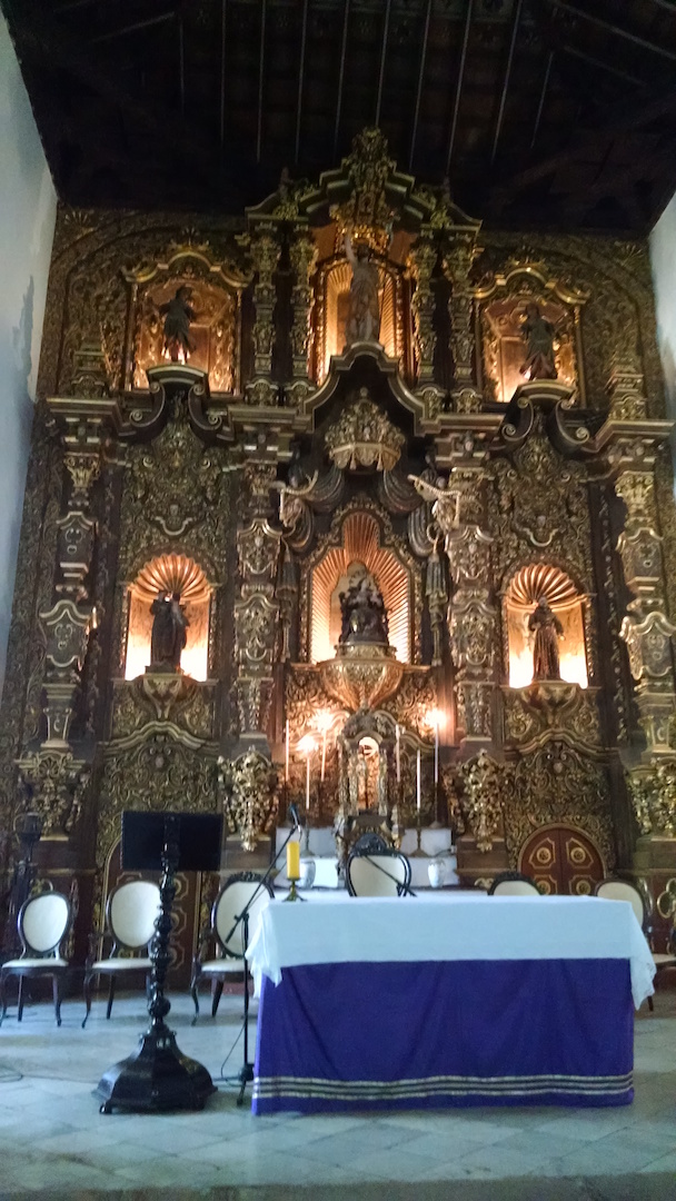 Golden Roman Catholic Church Santa Maria