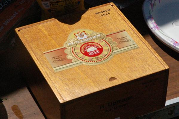 H.Upmann box