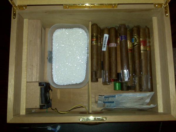 IMG00027

A pic of my desktop with Beads and Circulation fan.