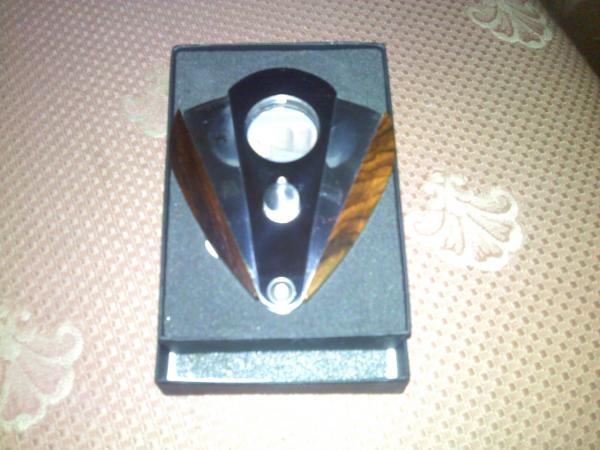 my new Xikar cutter. matches the humi too!