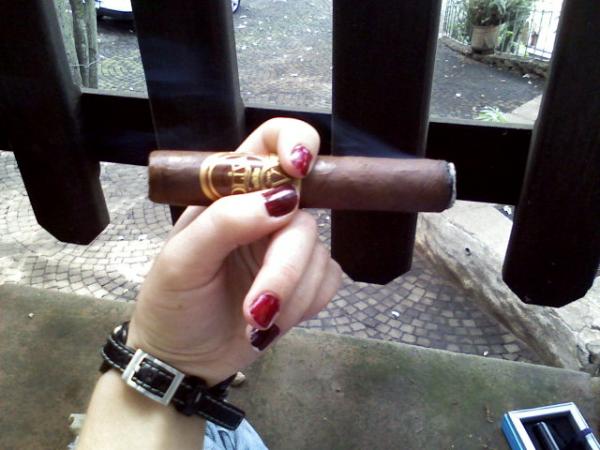 Oliva Serie V Liga Especial, Robusto