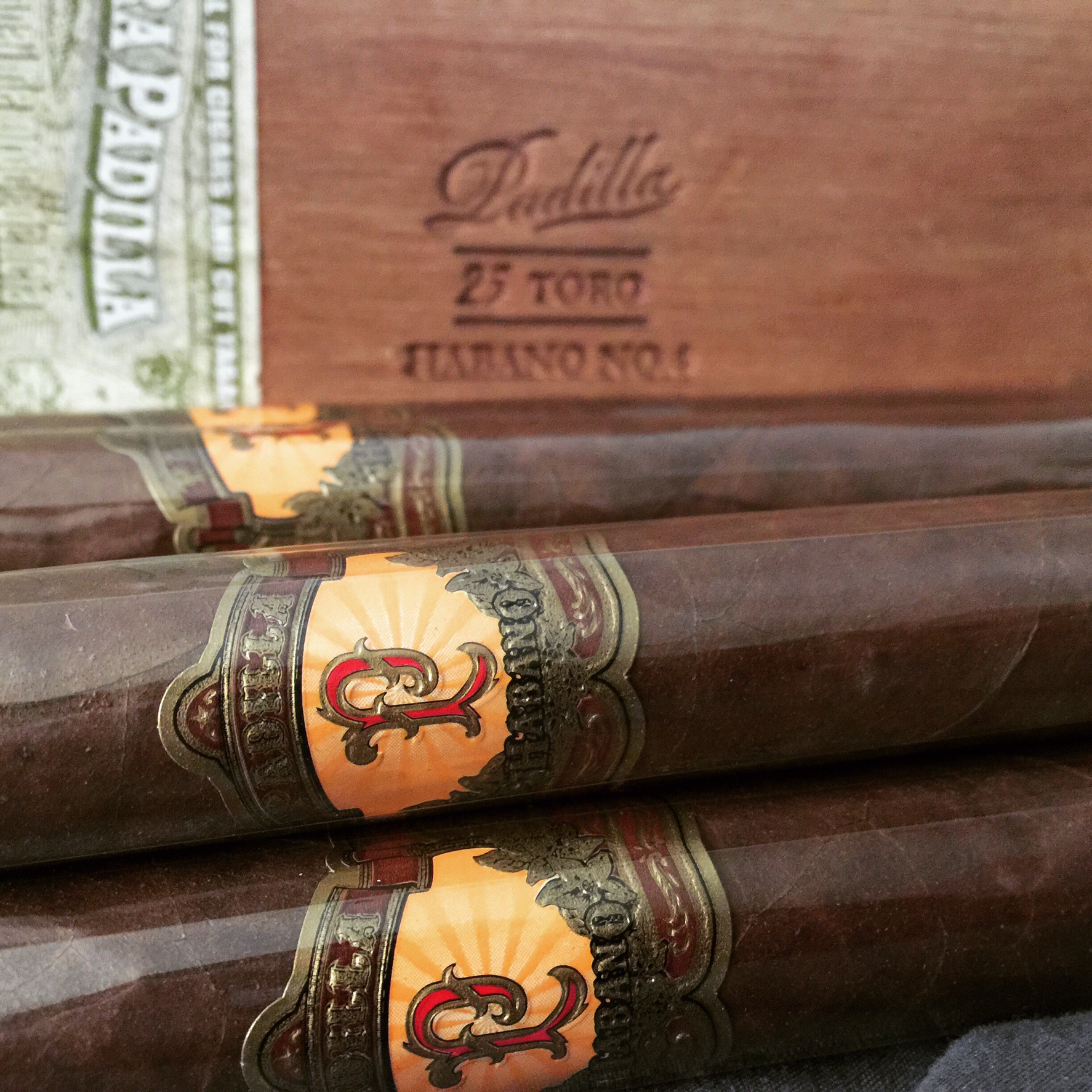 Padilla Habano No. 4