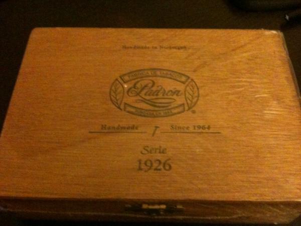 Padron Family Reserve 44 Box Split