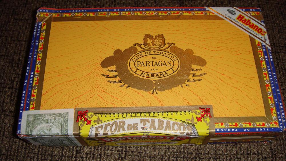 PARTAGAS SHORTS