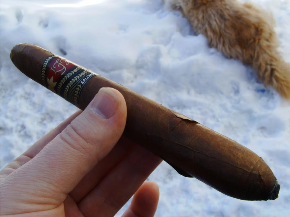 Smoking a LFD Salomon with a torn wrapper