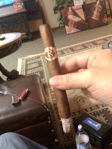 Smoking a Vegas Robaina Don Alejandro in the cigar lounge at a local b&m. Freakin' AWESOME cigar.