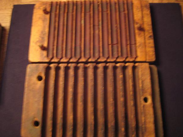 Wooden cigar press from La Aurora